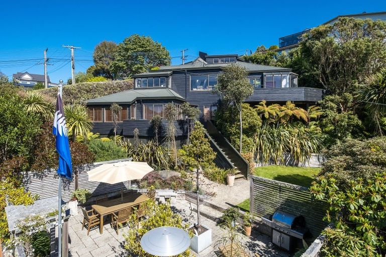 Photo of property in 17 Garfield Avenue, Roslyn, Dunedin, 9010