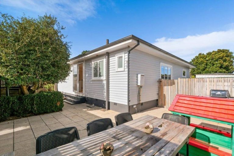 Photo of property in 11 Puriri Avenue, Te Puke, 3119