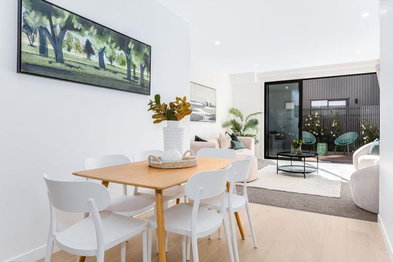 Photo of property in 4/323 Riverside Drive, Waterloo, Lower Hutt, 5011