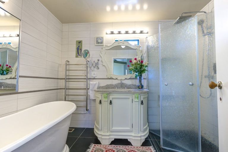 Photo of property in 45 Carey Street, Maeroa, Hamilton, 3200