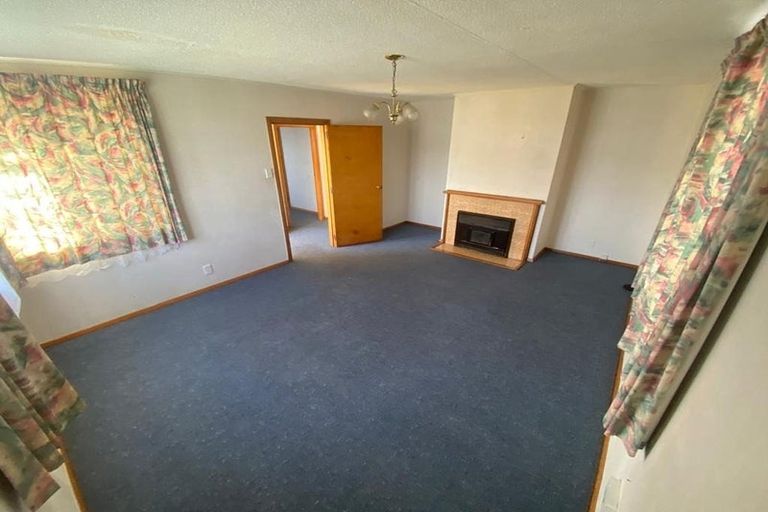 Photo of property in 2 Old Wairoa Road, Papakura, 2110