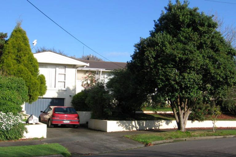 Photo of property in 23 Wincanton Place, Awapuni, Palmerston North, 4412