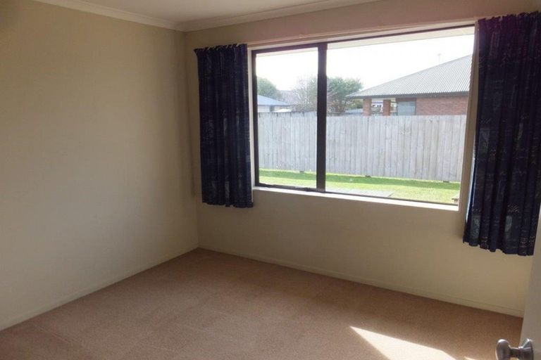 Photo of property in 14 Magellan Rise, Flagstaff, Hamilton, 3210