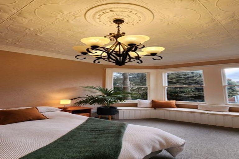 Photo of property in 52 Hazel Avenue, Caversham, Dunedin, 9012