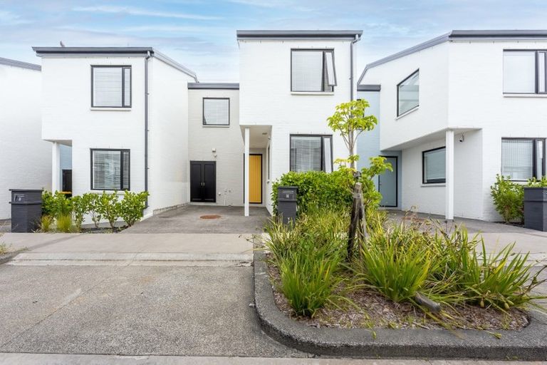 Photo of property in 14 Frank Gill Road, Hobsonville, Auckland, 0616