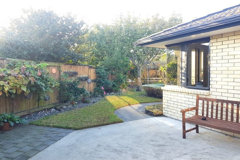 Photo of property in 1 Pat Bishop Place, Papamoa Beach, Papamoa, 3118