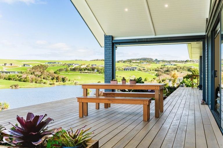 Photo of property in 29 Daniel Parade, Mangawhai, 0975