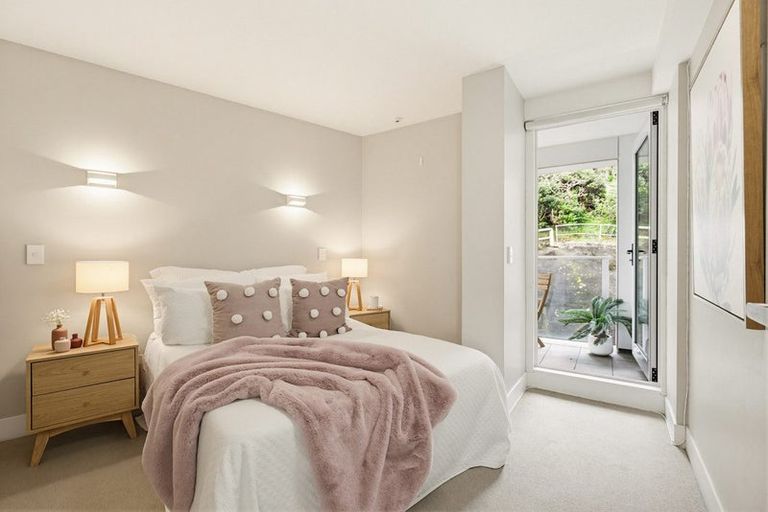 Photo of property in The Capital, 12/370 Oriental Parade, Oriental Bay, Wellington, 6011