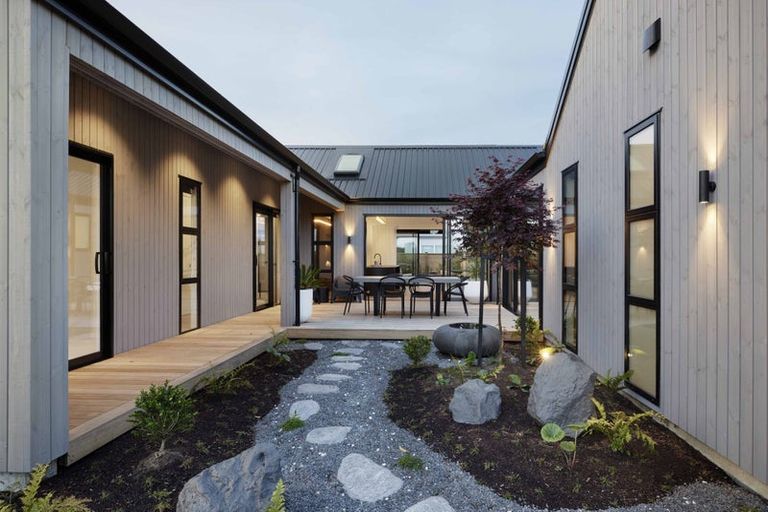 Photo of property in 2 Maeha Drive, Matakana, 0985