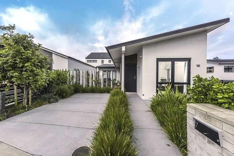Photo of property in 7 Flounder Road, Hobsonville, Auckland, 0616