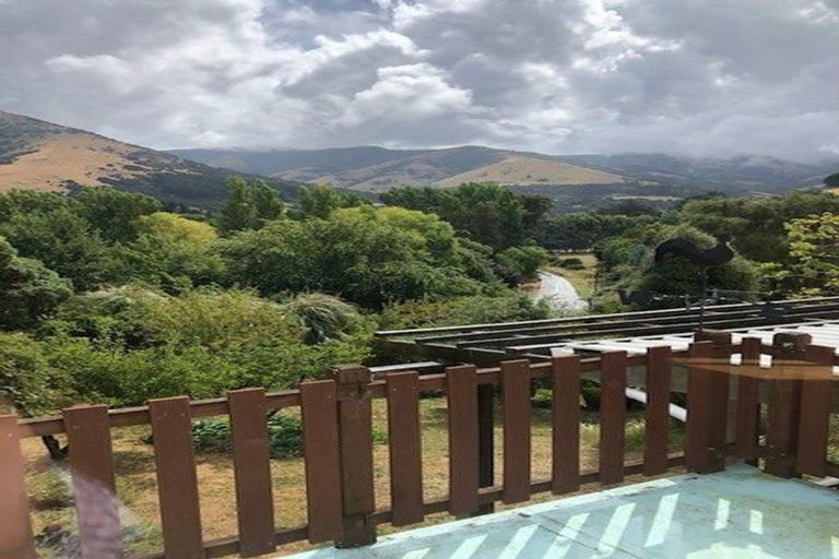 Photo of property in 4400 Christchurch Akaroa Road, Little River, 7591