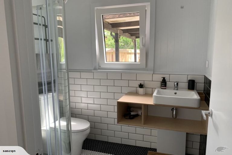 Photo of property in 120 Stone Street, Wanaka, 9305