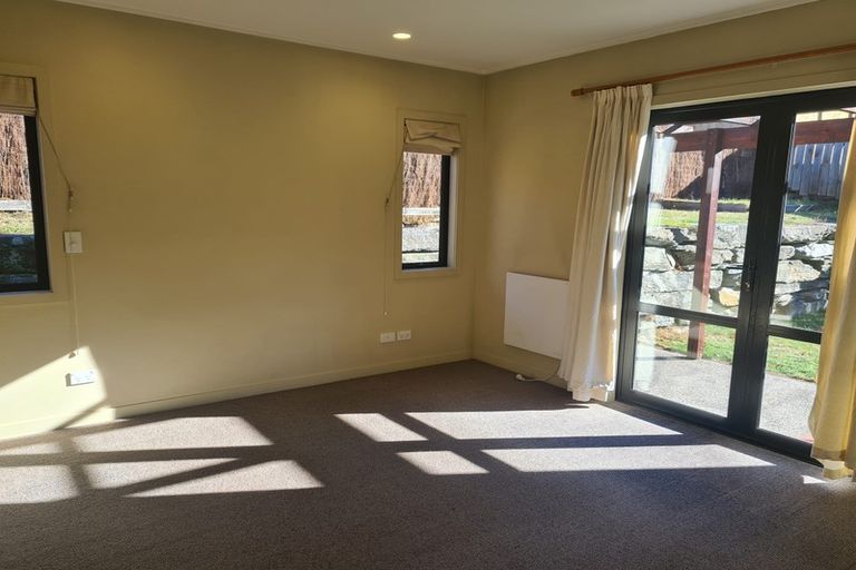 Photo of property in 11 Shanahan Lane, Arrowtown, 9302