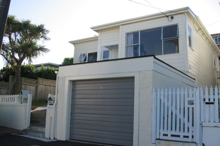 Photo of property in 19 Caroline Street, Mount Victoria, Wellington, 6011