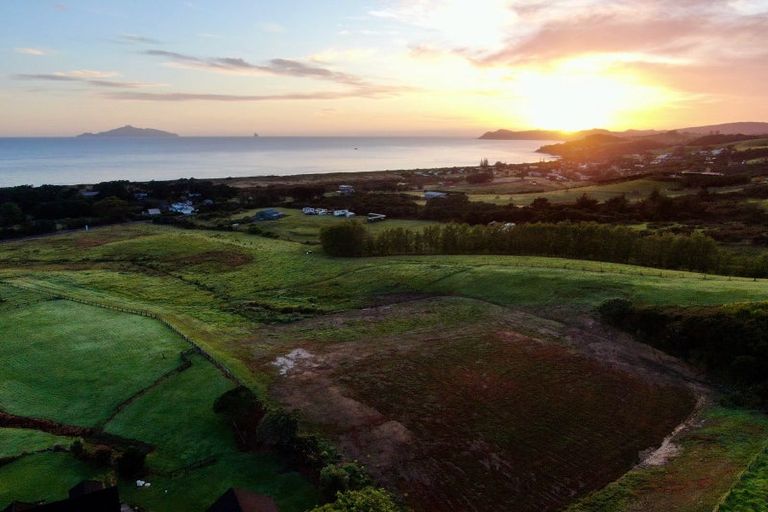 Photo of property in 51 Cullen Road, Waipu, 0582