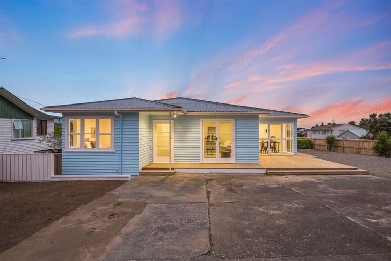 Photo of property in 79 Driver Crescent, Cannons Creek, Porirua, 5024