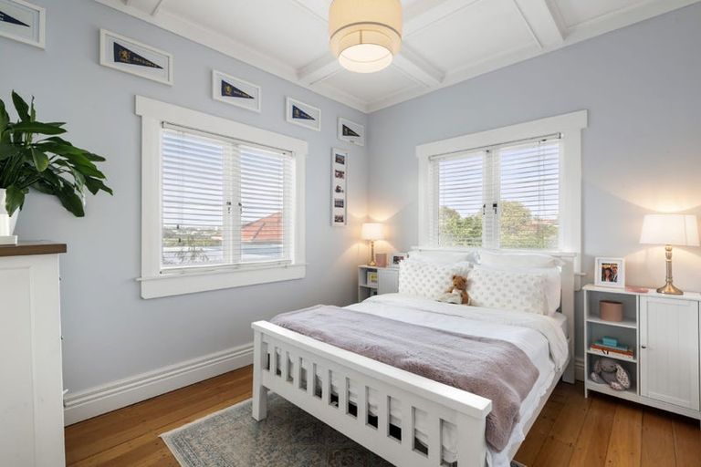 Photo of property in 41 Lake Road, Devonport, Auckland, 0624