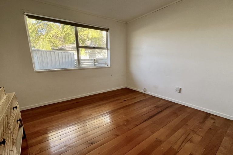 Photo of property in 36 Reelick Avenue, Pakuranga Heights, Auckland, 2010