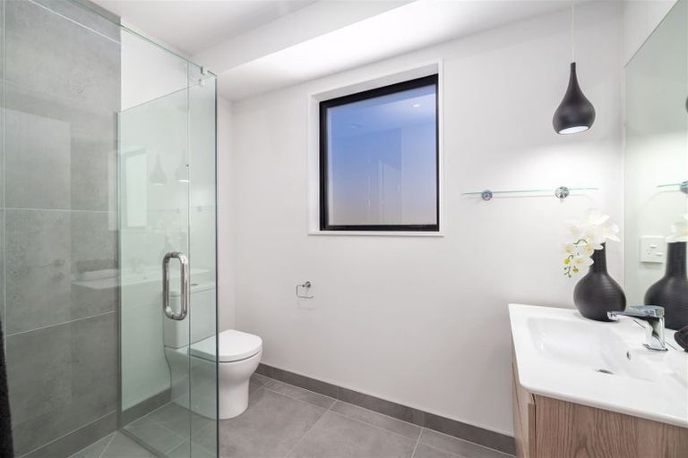 Photo of property in 6 Bryden Place, Halswell, Christchurch, 8025