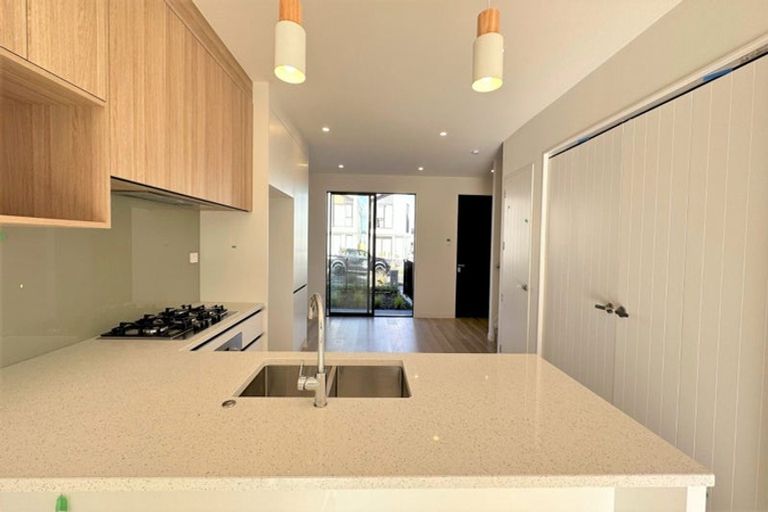 Photo of property in 3 Porowha Road, Westgate, Auckland, 0814