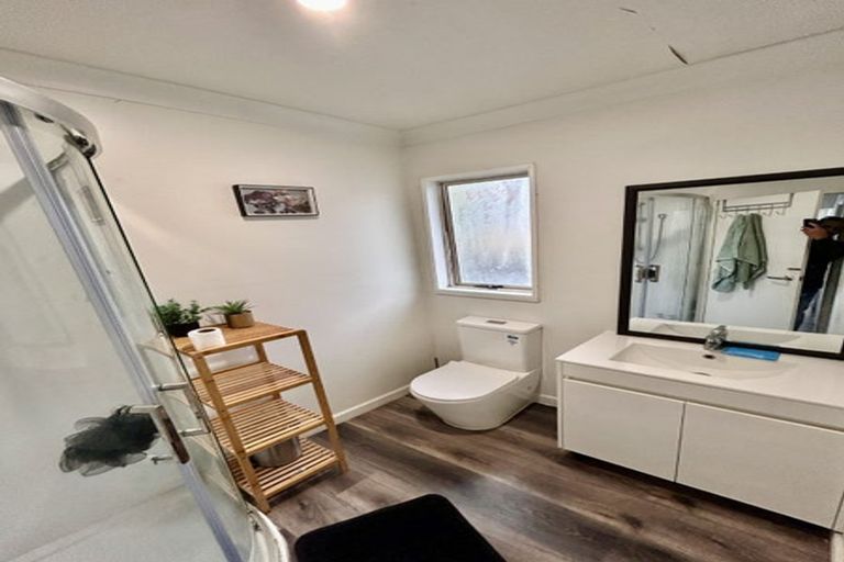 Photo of property in 360 Blenheim Road, Upper Riccarton, Christchurch, 8041