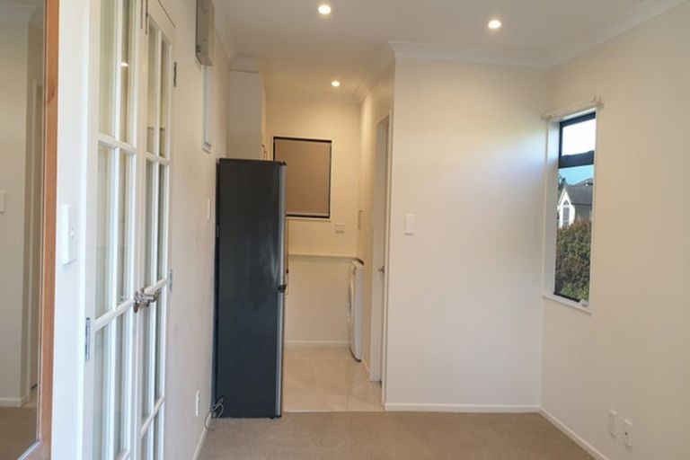 Photo of property in 58 Marellen Drive, Red Beach, 0932