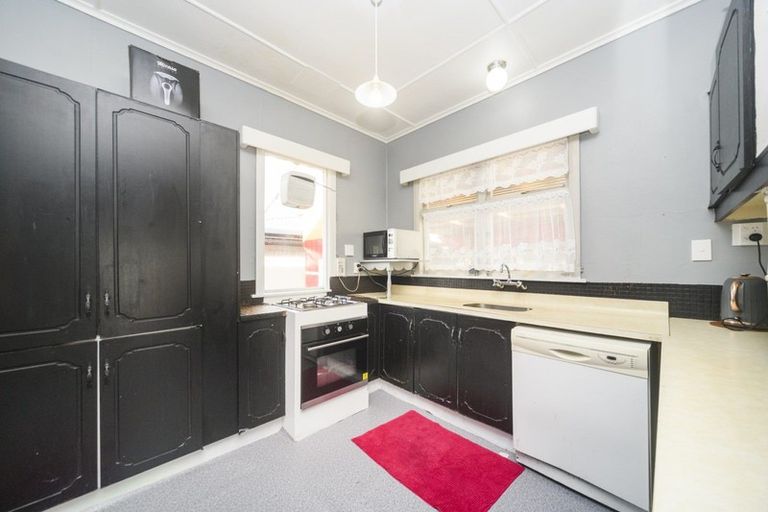 Photo of property in 698 Pioneer Highway, Takaro, Palmerston North, 4412