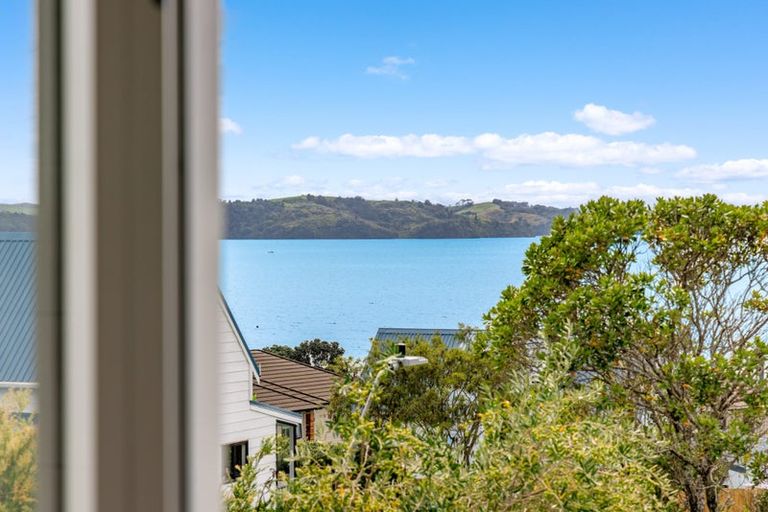 Photo of property in 15 Kotuku Place, Snells Beach, 0920