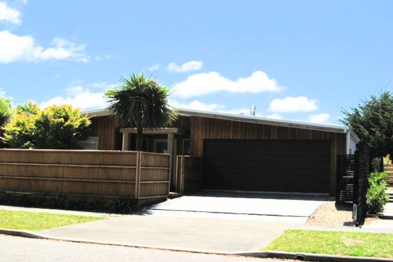 Photo of property in 41 Truro Street, Sumner, Christchurch, 8081
