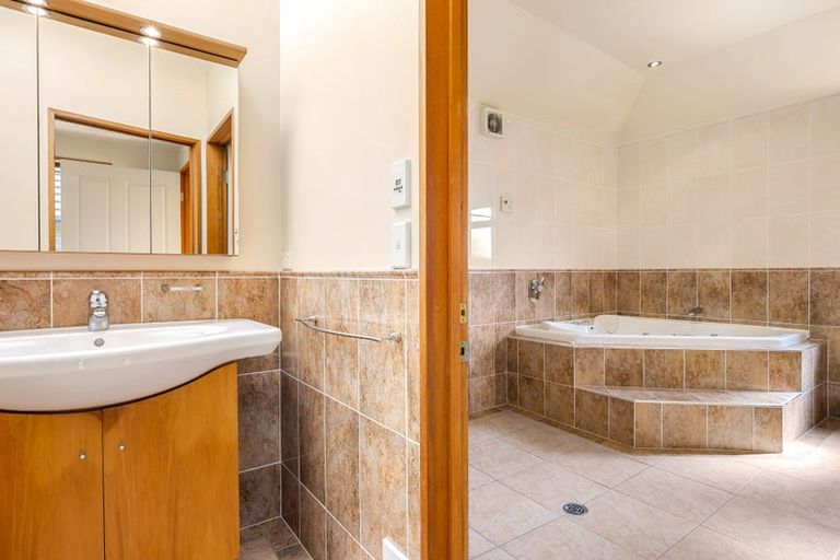 Photo of property in 67 Fairway Drive, Shirley, Christchurch, 8061