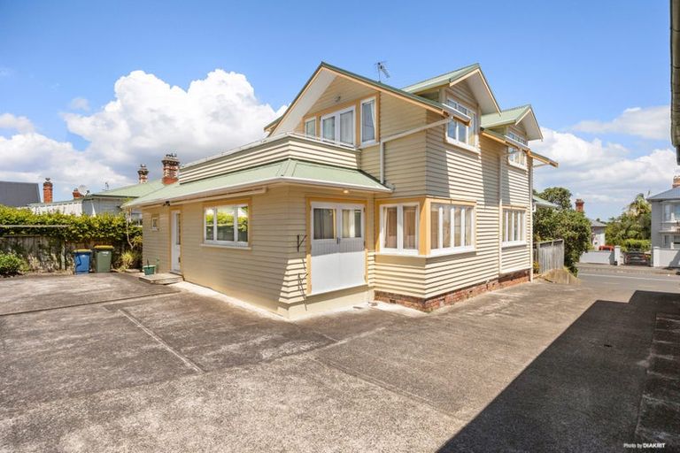 Photo of property in 88 Victoria Road, Devonport, Auckland, 0624