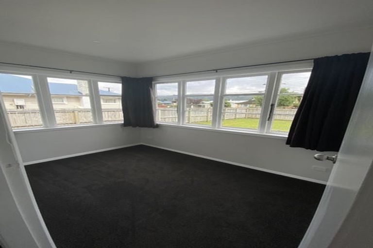 Photo of property in 61 Miro Street, Trentham, Upper Hutt, 5018