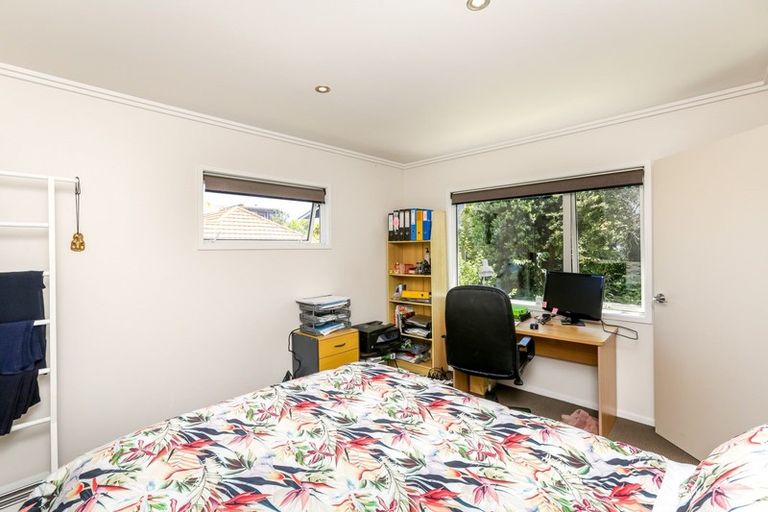 Photo of property in 30 Birdwood Avenue, Moturoa, New Plymouth, 4310