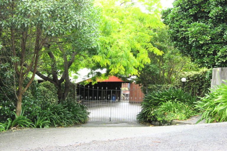Photo of property in 3 Flinders Road, Heathcote Valley, Christchurch, 8022