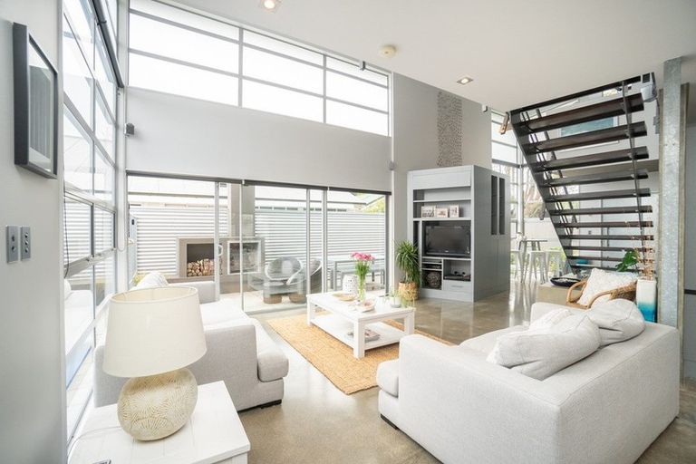 Photo of property in 4 Mere Mere Avenue, Palmerston North, 4414