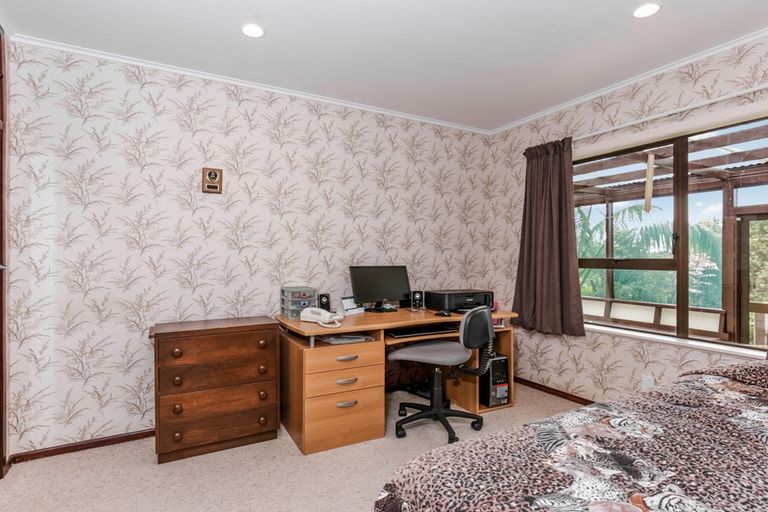 Photo of property in 202 Royal Road, Massey, Auckland, 0614
