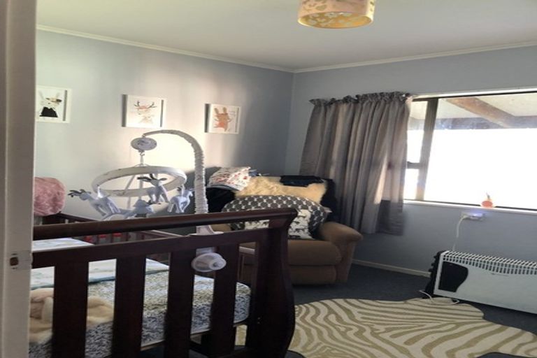 Photo of property in 17 Hokio Sand Road, Hokio Beach, Levin, 5571