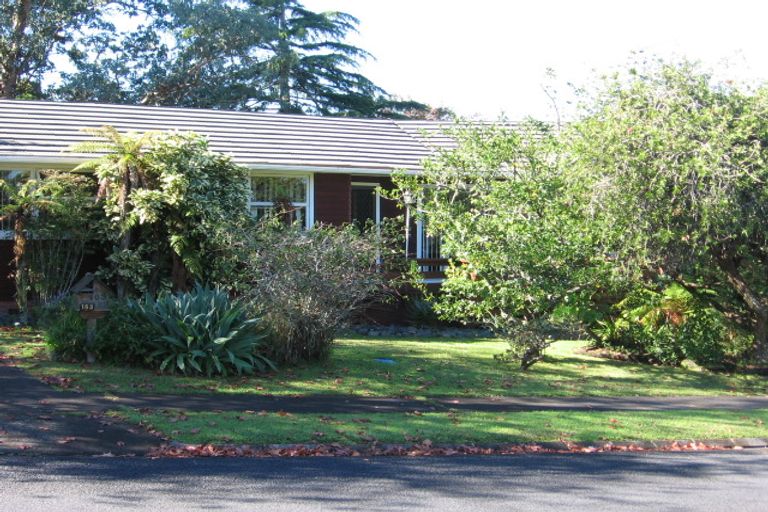 Photo of property in 163 Edgewater Drive, Pakuranga, Auckland, 2010