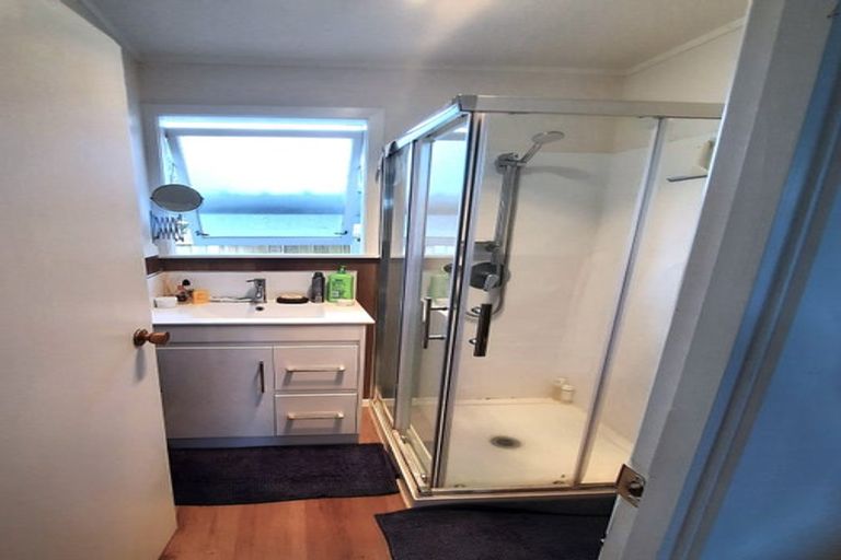 Photo of property in 8 Tango Place, Henderson, Auckland, 0610