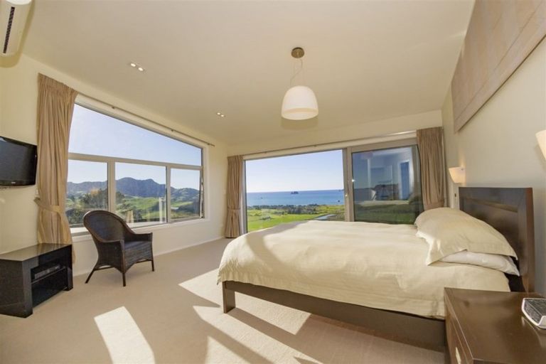 Photo of property in 148 Centennial Drive, Whitianga, 3510