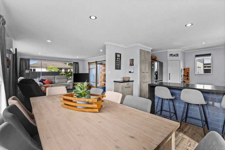 Photo of property in 67a Gloucester Street, Greenmeadows, Napier, 4112