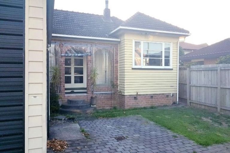 Photo of property in 15 Landscape Road, Papatoetoe, Auckland, 2025