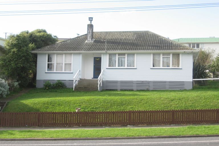 Photo of property in 175 Champion Street, Cannons Creek, Porirua, 5024