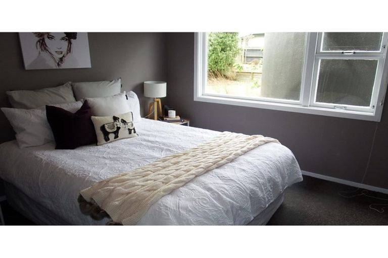 Photo of property in 35 John Street, Otatara, Invercargill, 9879