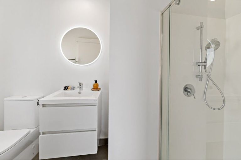 Photo of property in 114 Bramley Drive, Farm Cove, Auckland, 2012