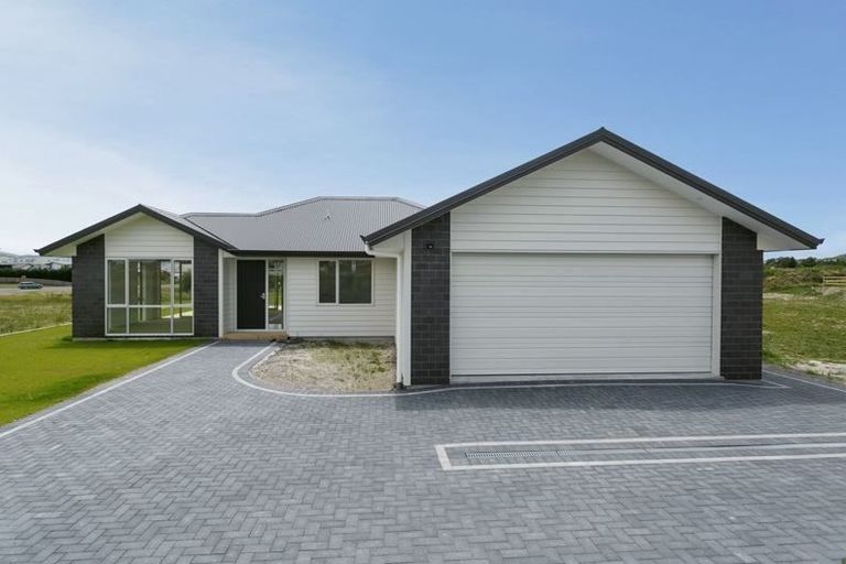 Photo of property in 10 Kara Place, Wharewaka, Taupo, 3330