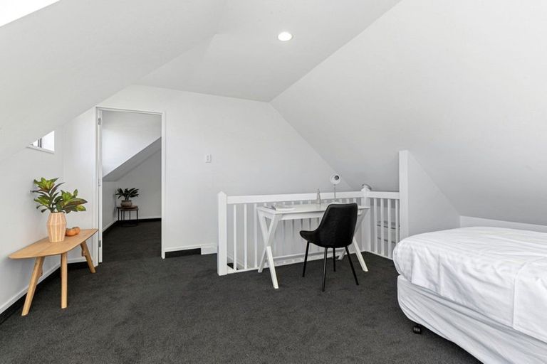 Photo of property in 34b Sainsbury Road, Fernhill, Queenstown, 9300