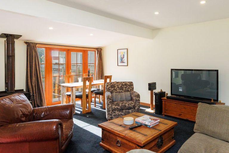 Photo of property in 12 Ngaire Street, Longburn, Palmerston North, 4412