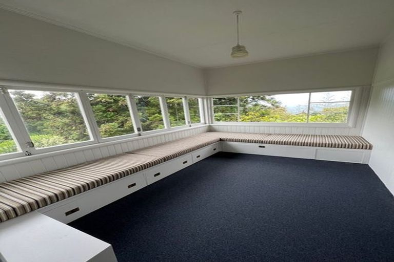 Photo of property in 8 Hadfield Terrace, Bluff Hill, Napier, 4110