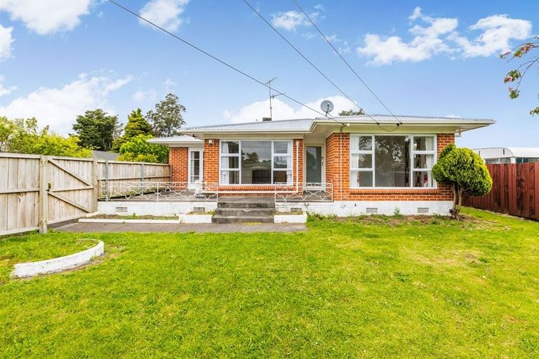 Photo of property in 1/147 Old Wairoa Road, Papakura, 2110